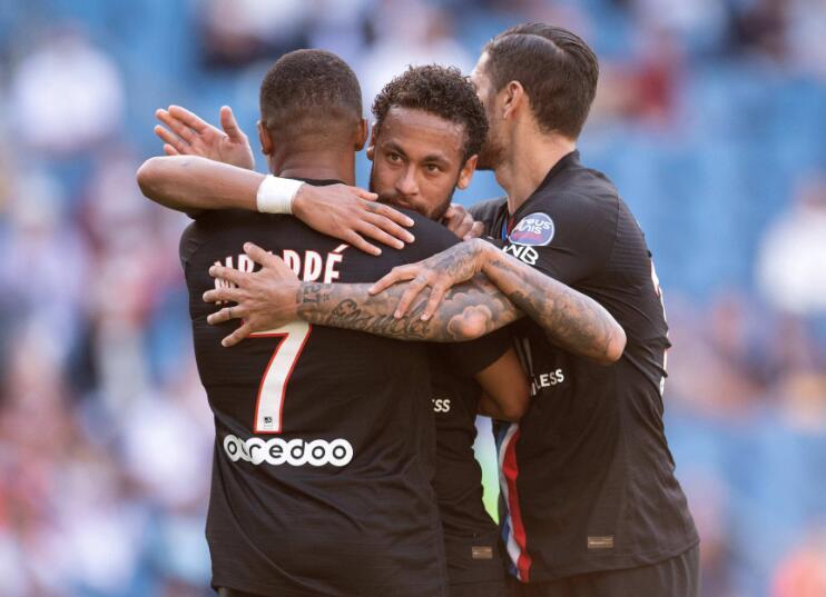  巴黎圣日耳曼报价意甲球星，夏窗引援目标锁定中场  